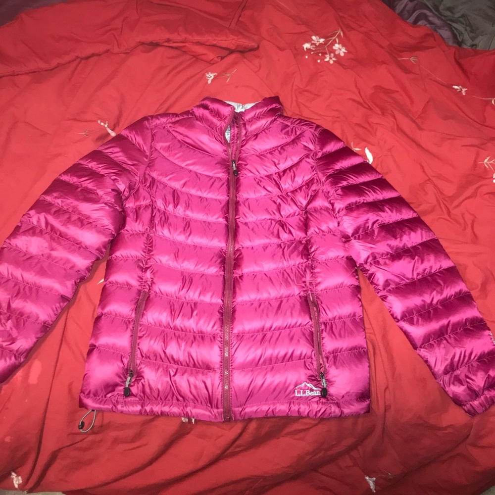 Women’s medium L.L. Bean Puffer jacket
